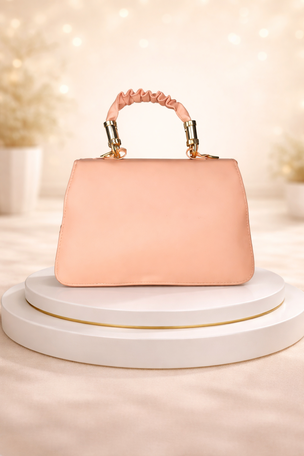 Ivory Luxe Elegance Handbag – Timeless Sophistication Redefined